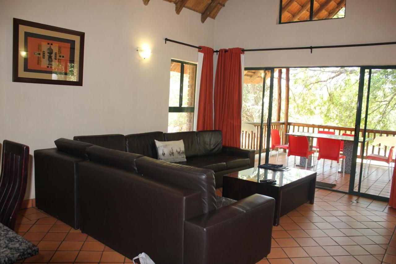 Maruleng Ekuthuleni River Front Chalets מראה חיצוני תמונה